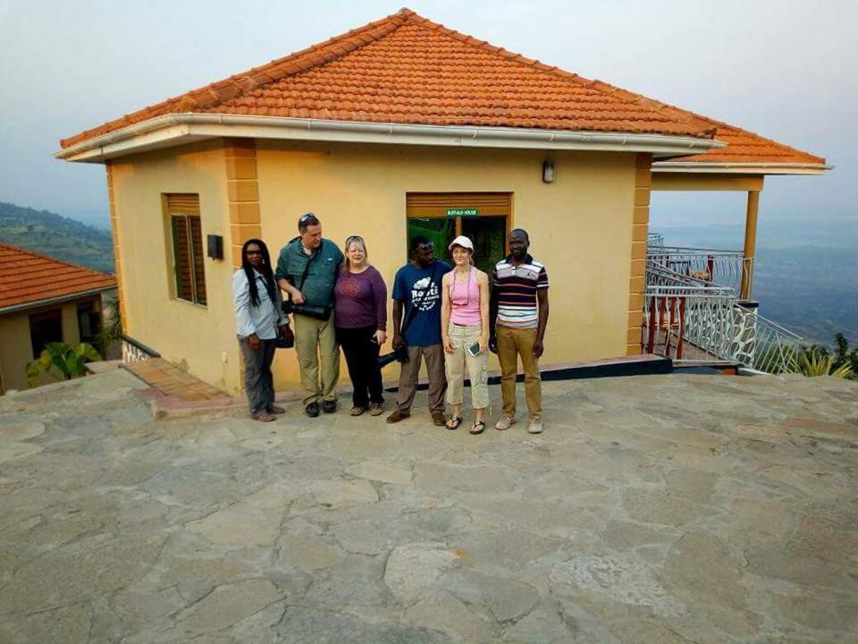 Queen Elizabeth Pvt Lodge Kichwamba Exterior photo